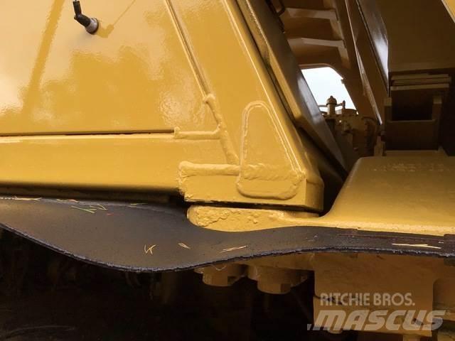 CAT 775E Kloubové dempry