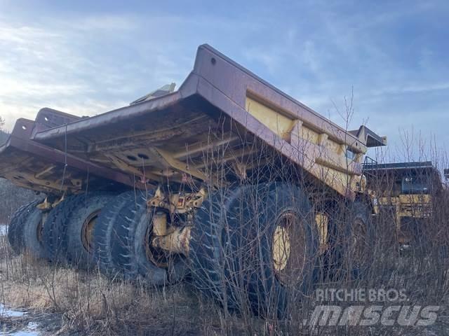 CAT 777D Kloubové dempry