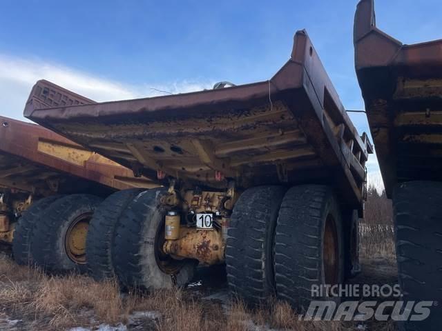 CAT 777D Kloubové dempry