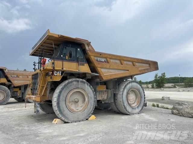 CAT 777D Kloubové dempry