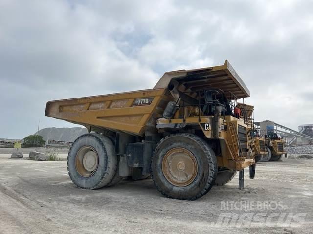CAT 777D Kloubové dempry