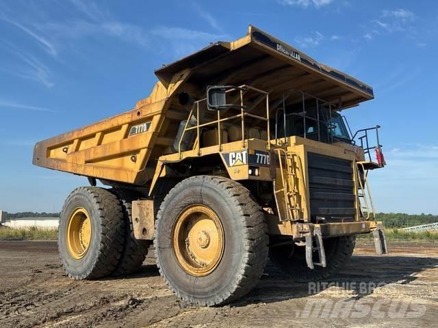 CAT 777D Kloubové dempry