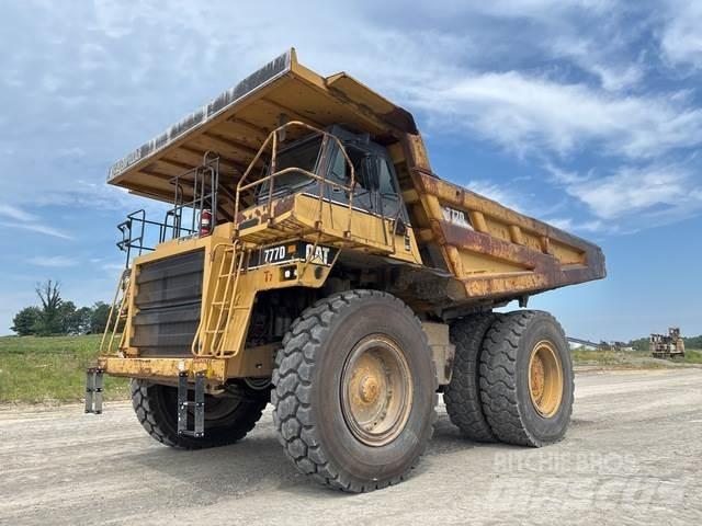 CAT 777D Kloubové dempry