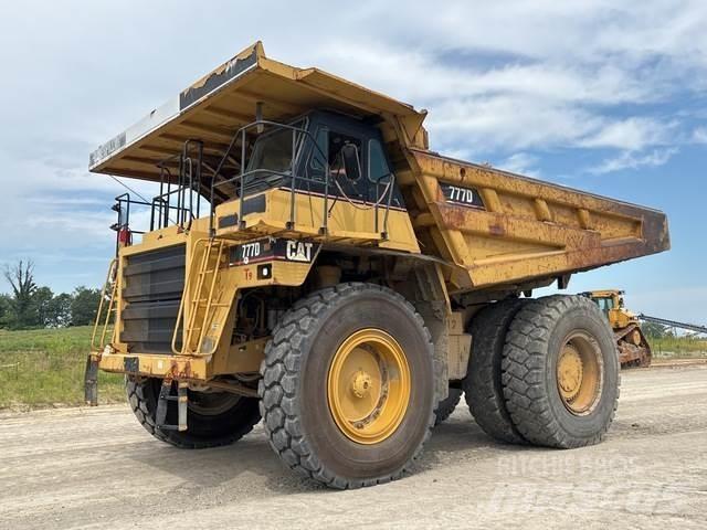 CAT 777D Kloubové dempry