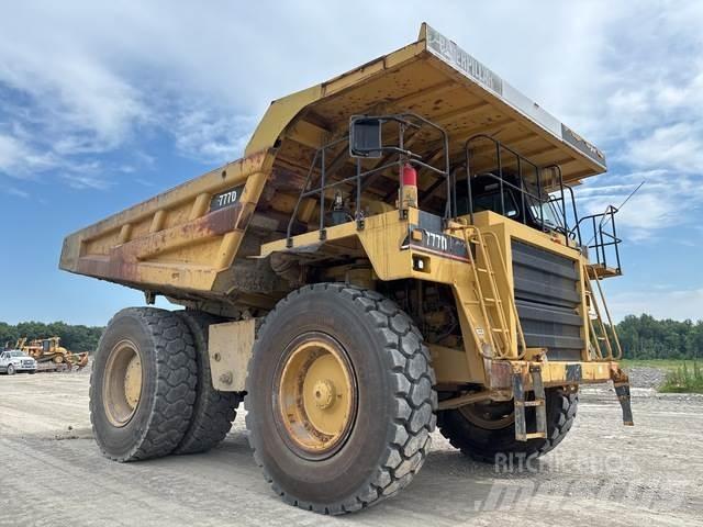 CAT 777D Kloubové dempry