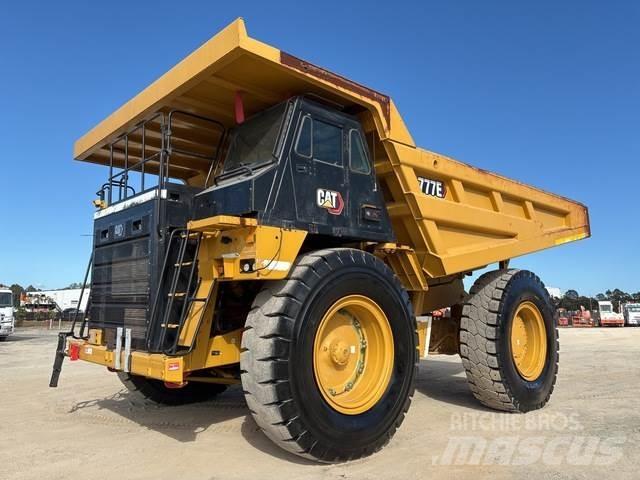 CAT 777E Kloubové dempry