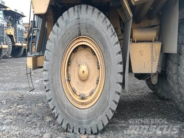CAT 777E Kloubové dempry