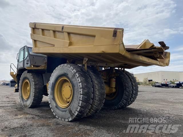 CAT 777F Kloubové dempry