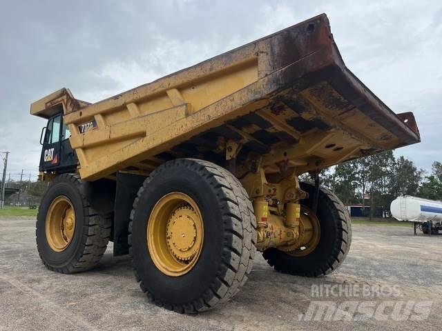 CAT 777G Kloubové dempry