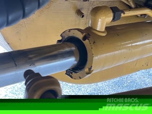 CAT 777G Kloubové dempry