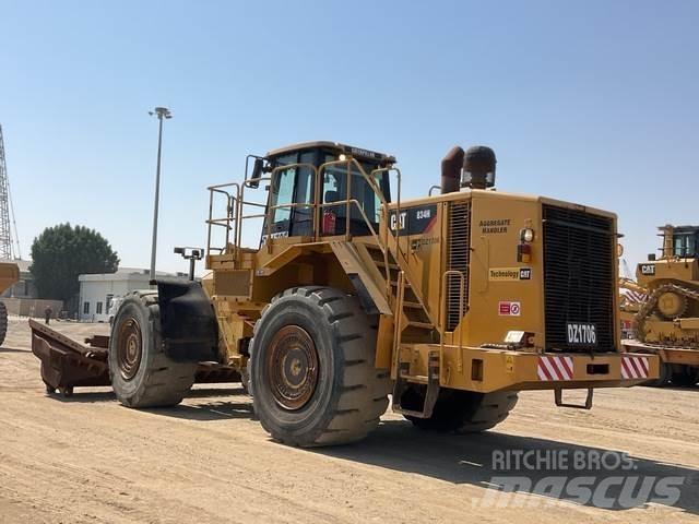 CAT 834H Kolové dozery