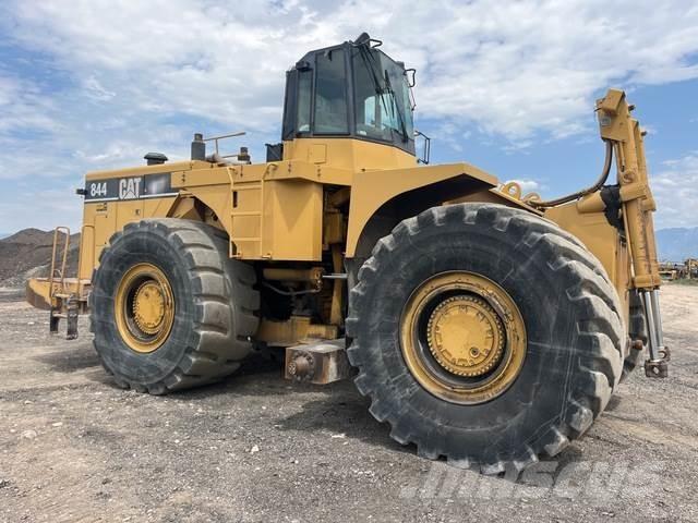 CAT 844H Kolové dozery