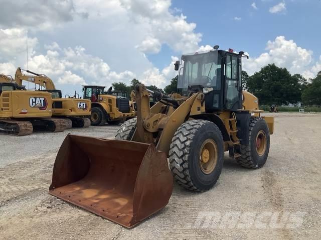 CAT 920 Kolové nakladače