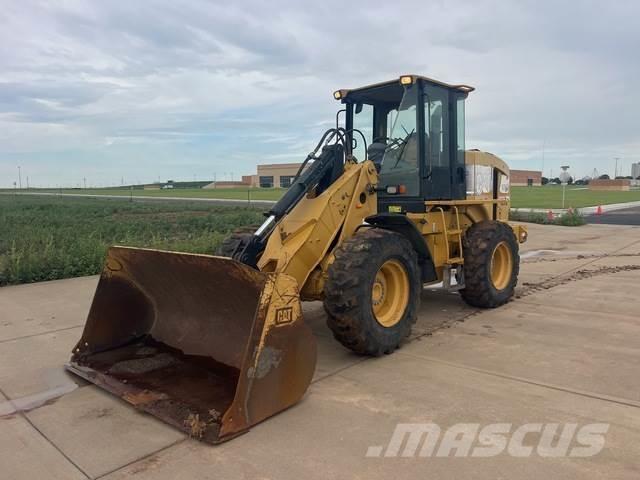 CAT 924G Kolové nakladače