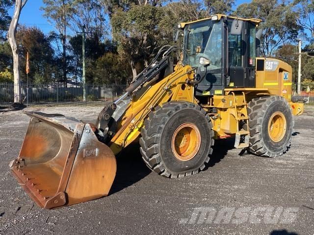 CAT 924H Kolové nakladače