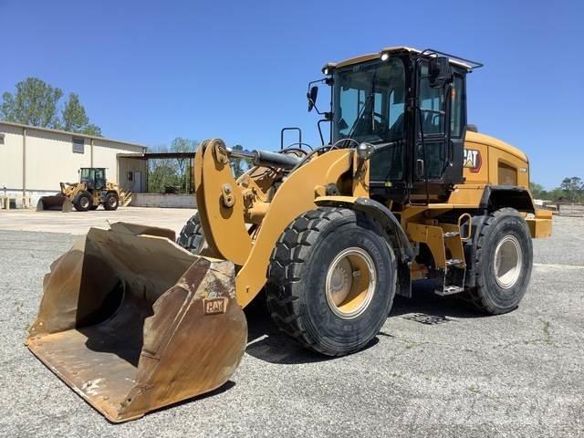 CAT 926M Kolové nakladače