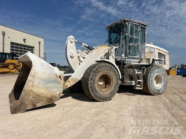 CAT 926M Kolové nakladače