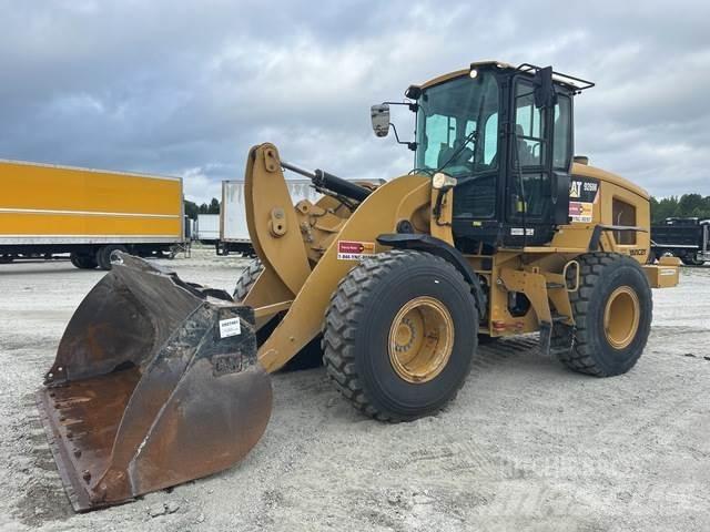 CAT 926M Kolové nakladače