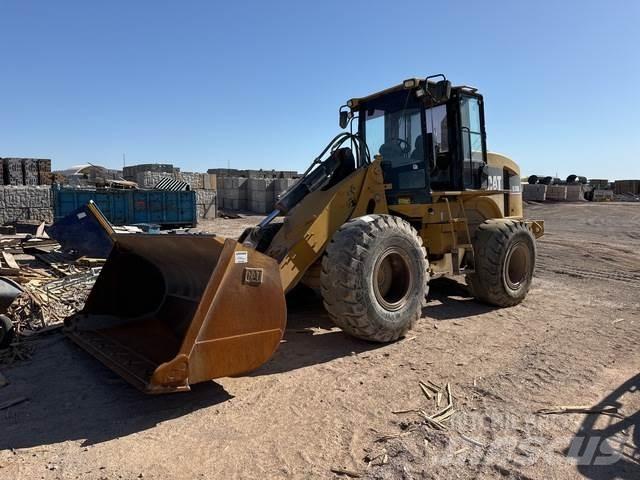 CAT 930G Kolové nakladače