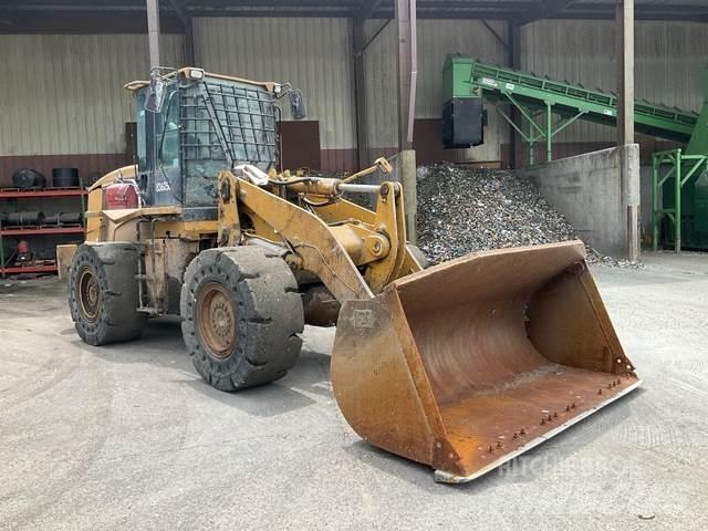 CAT 938H Kolové nakladače