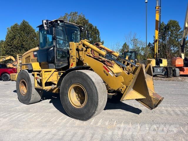 CAT 938M Kolové nakladače