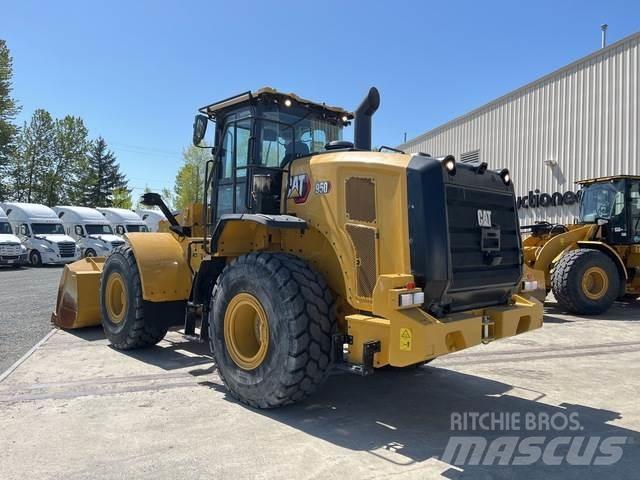 CAT 950 Kolové nakladače
