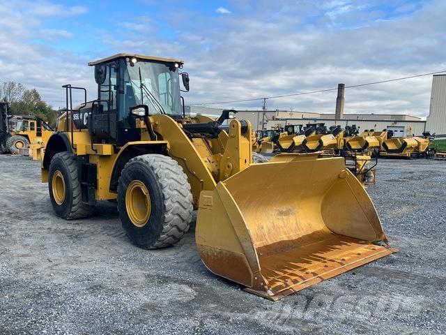 CAT 950M Kolové nakladače