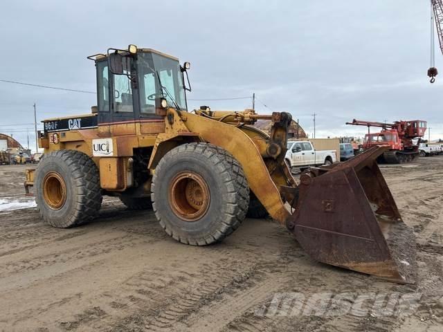 CAT 960F Kolové nakladače