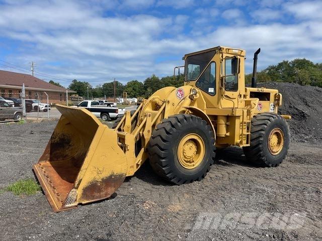CAT 966C Kolové nakladače