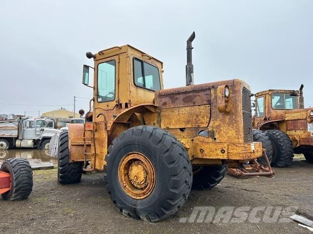 CAT 966C Kolové nakladače