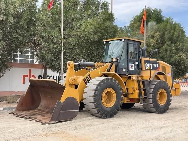CAT 966L Kolové nakladače