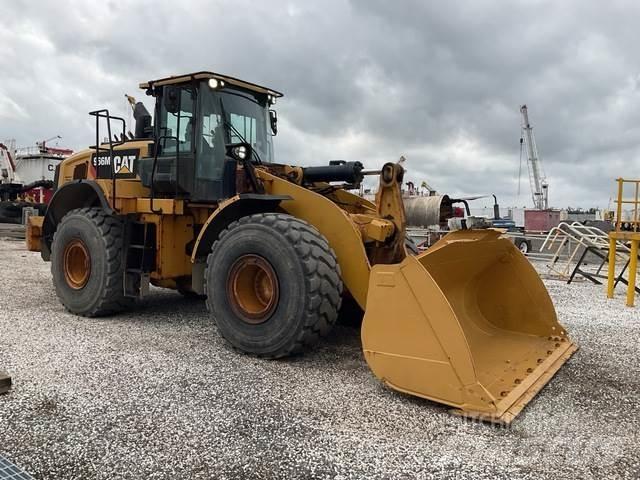 CAT 966M Kolové nakladače