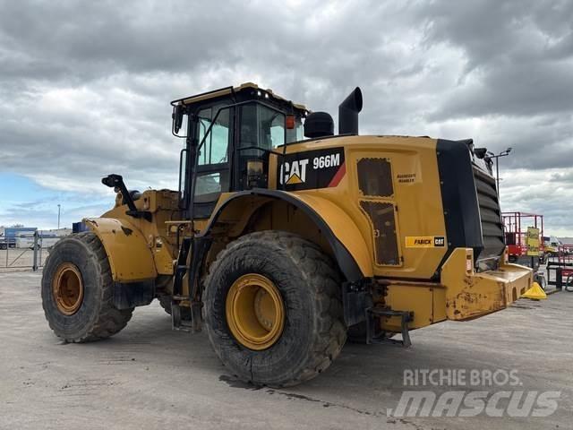 CAT 966M Kolové nakladače