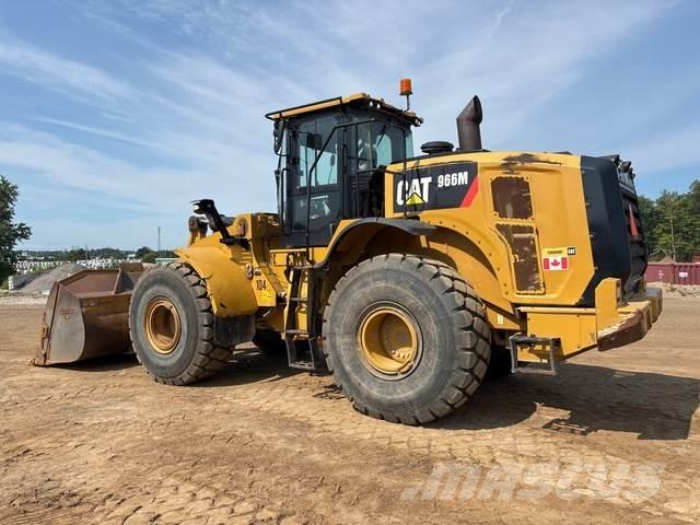 CAT 966M Kolové nakladače