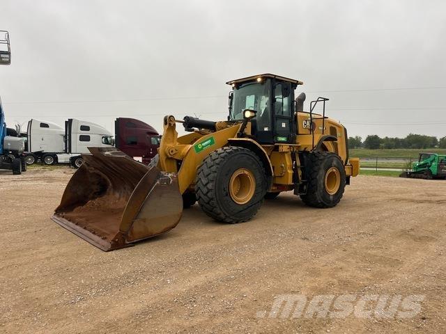 CAT 966M Kolové nakladače