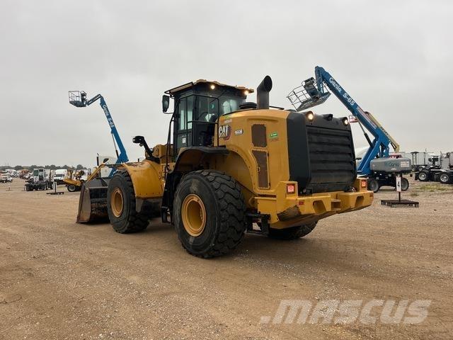 CAT 966M Kolové nakladače