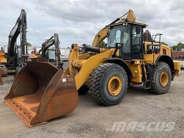 CAT 972M Kolové nakladače