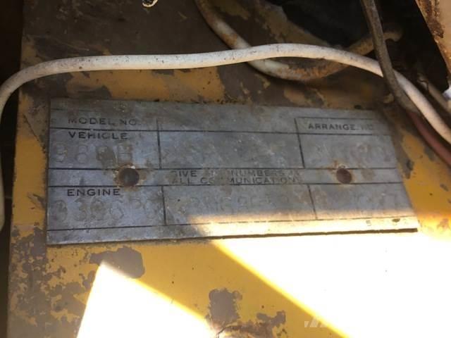 CAT 980B Kolové nakladače