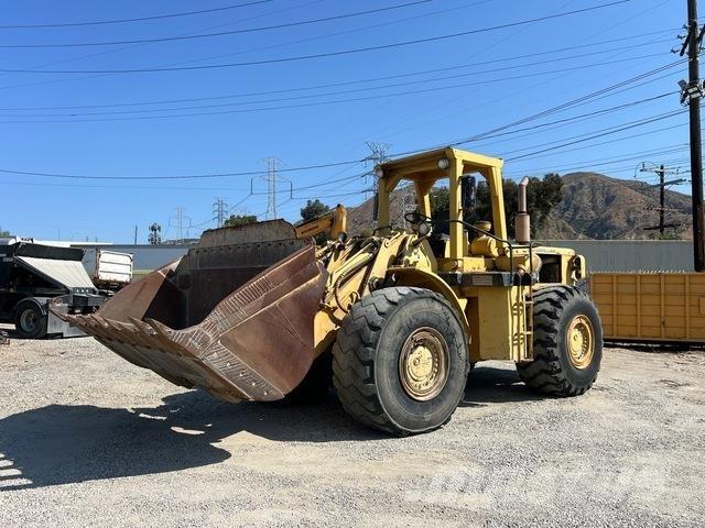 CAT 980B Kolové nakladače