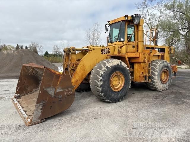 CAT 980C Kolové nakladače
