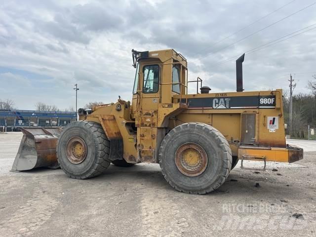 CAT 980F Kolové nakladače