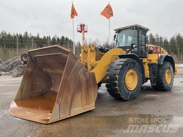 CAT 982M Kolové nakladače
