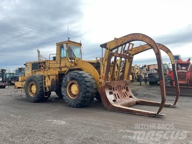 CAT 988B Kolové nakladače