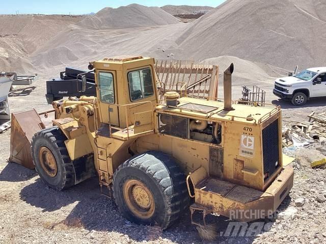 CAT 988B Kolové nakladače