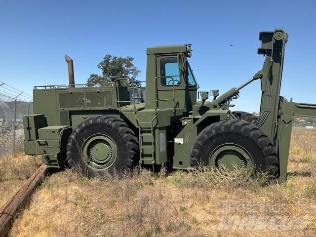 CAT 988B/DV43 Kontejnerové manipulátory