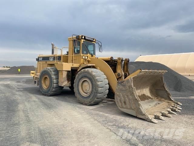 CAT 988F Kolové nakladače