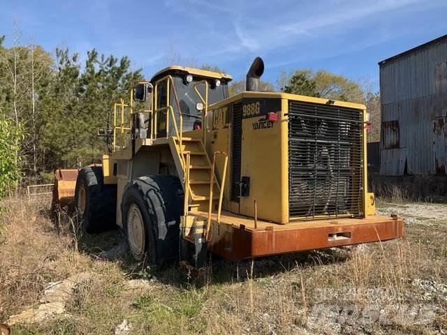 CAT 988G Kolové nakladače