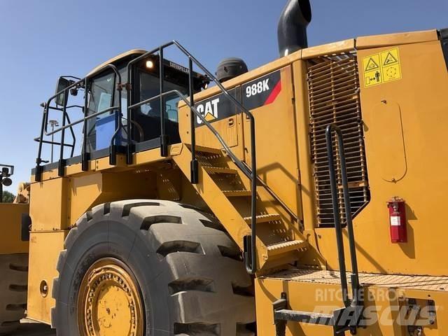 CAT 988K Kolové nakladače
