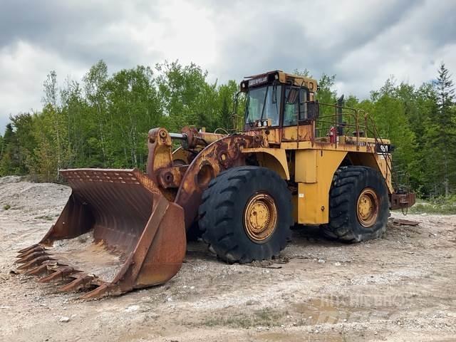 CAT 990 Kolové nakladače