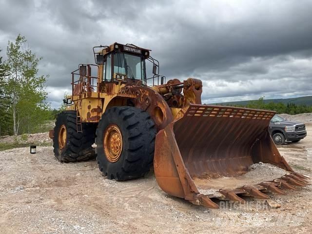 CAT 990 Kolové nakladače